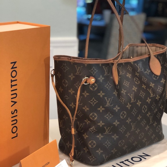 SOLD Authentic Neverfull Louis Vuitton MM - Picture 8 of 8